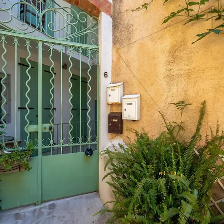 Le Rooftop Antibois - Au Coeur Du Vieil Apartment *